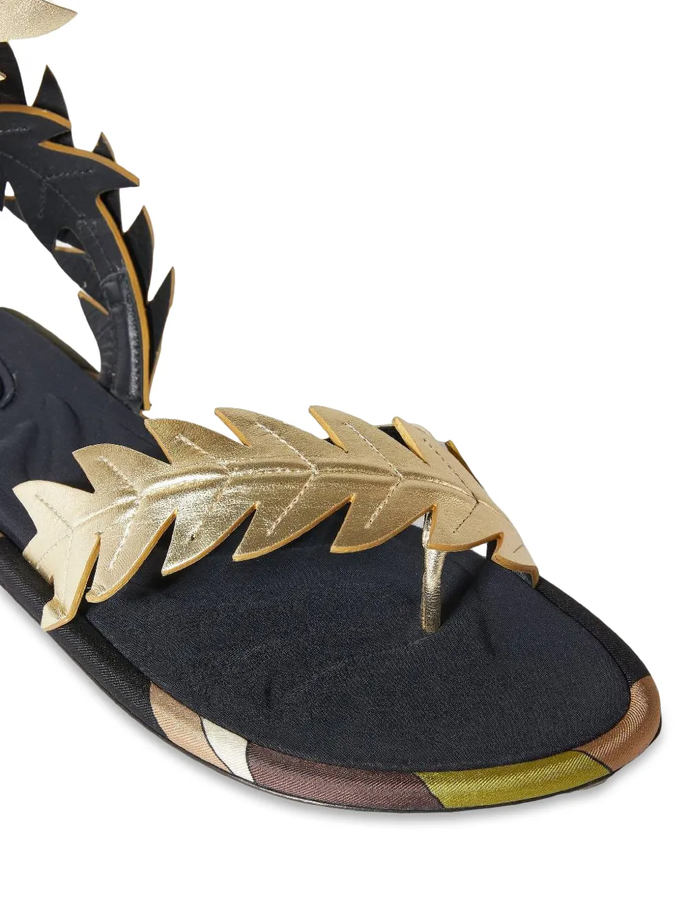 PUCCI Edera leaf flat sandals Zwart