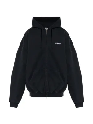 VETEMENTSのロゴパーカー VETEMENTS ロゴ パーカー | ブラック | FARFETCH JP