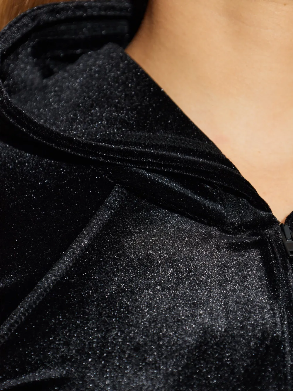 VETEMENTS Body met ritssluiting en capuchon Zwart