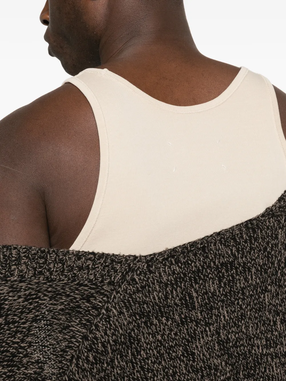 round neck vest