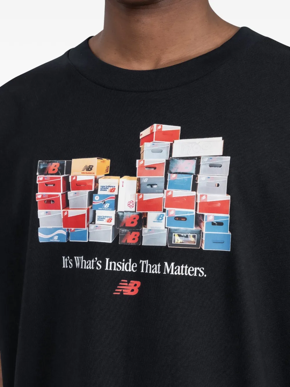 New Balance T-shirt met grafische print Zwart