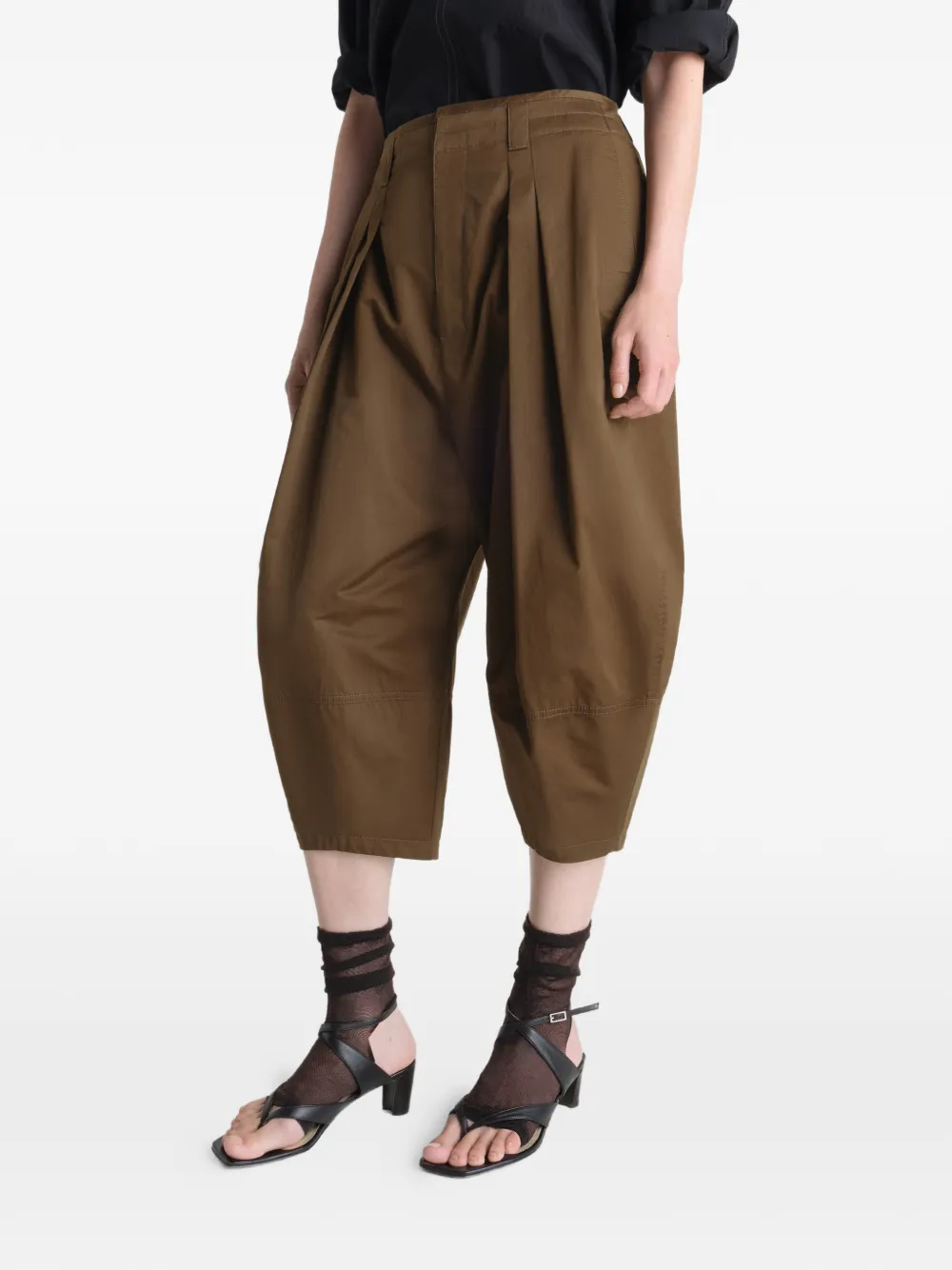 balloon bermuda shorts