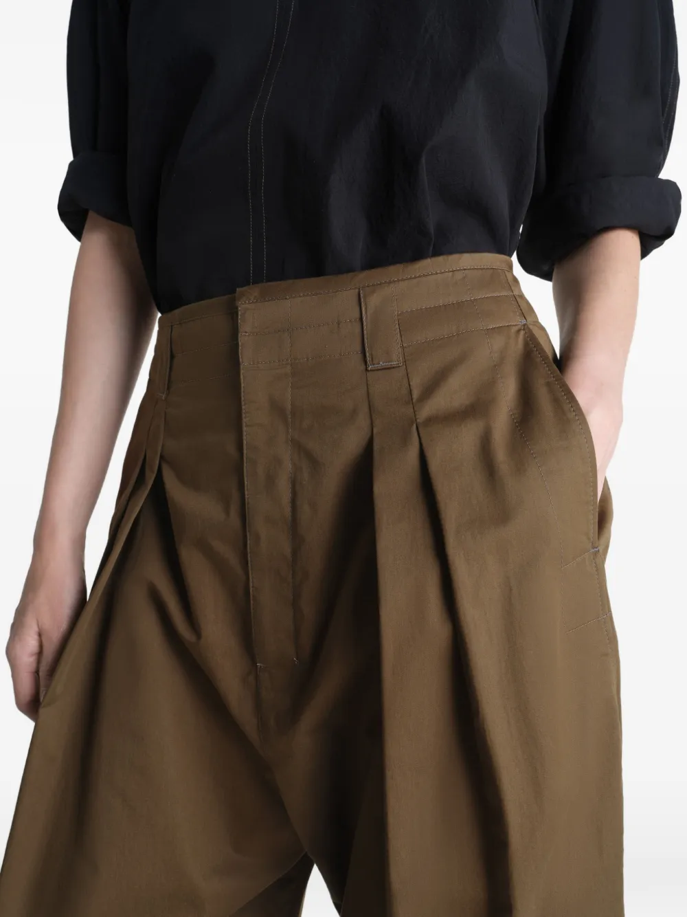 balloon bermuda shorts