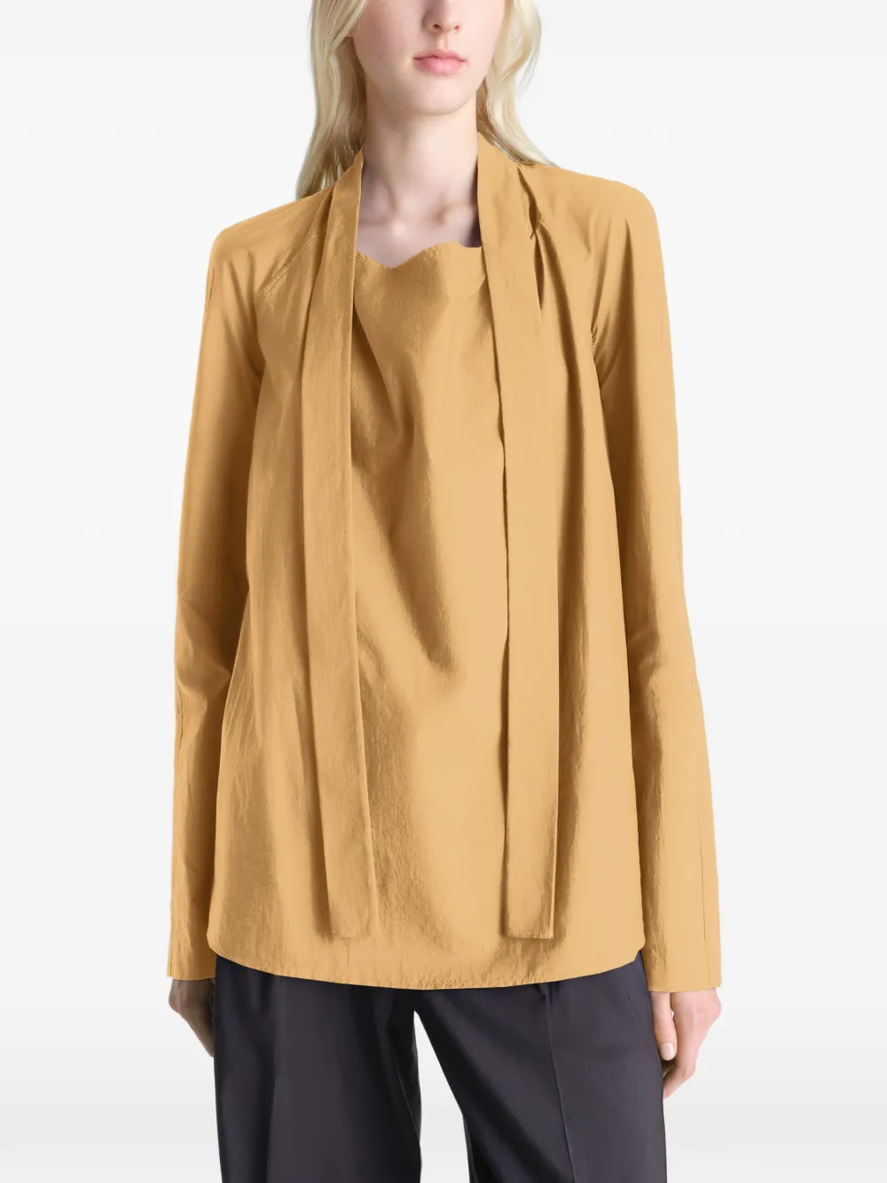 LEMAIRE Blouse met raglan mouwen en gestrikte hals Geel