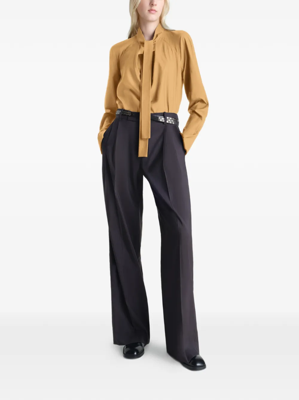 LEMAIRE Blouse met raglan mouwen en gestrikte hals Geel