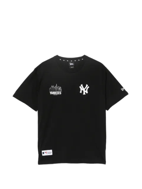 NEW ERA CAP playera con cuello redondo