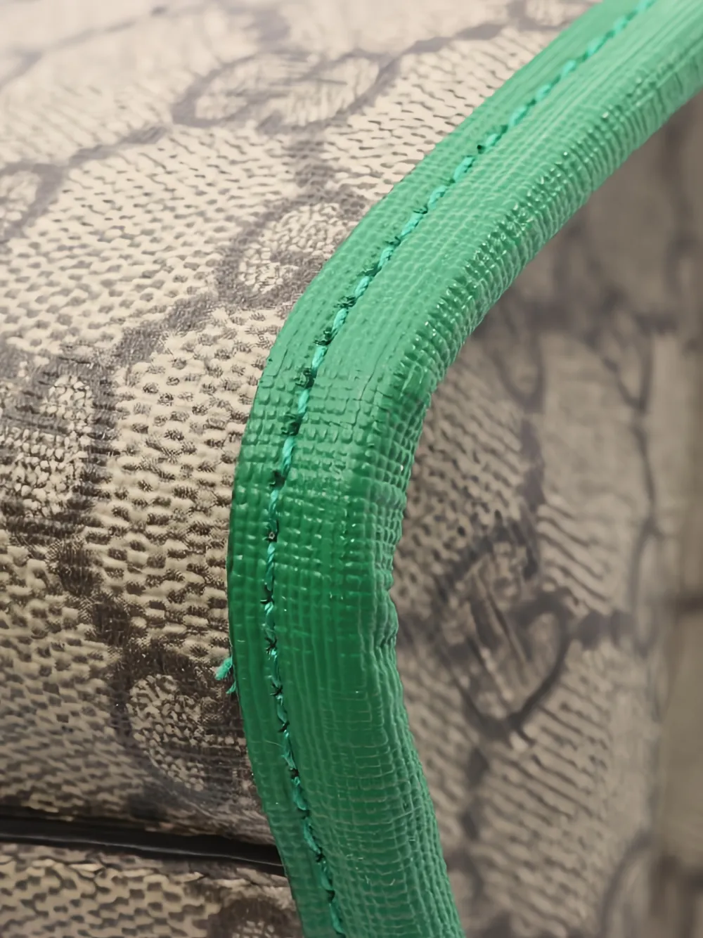 2010s Childrens Gg Supreme Handbag
