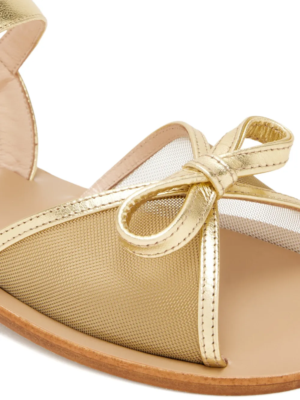 Andrea Wazen Sandalen met strikbandje Goud