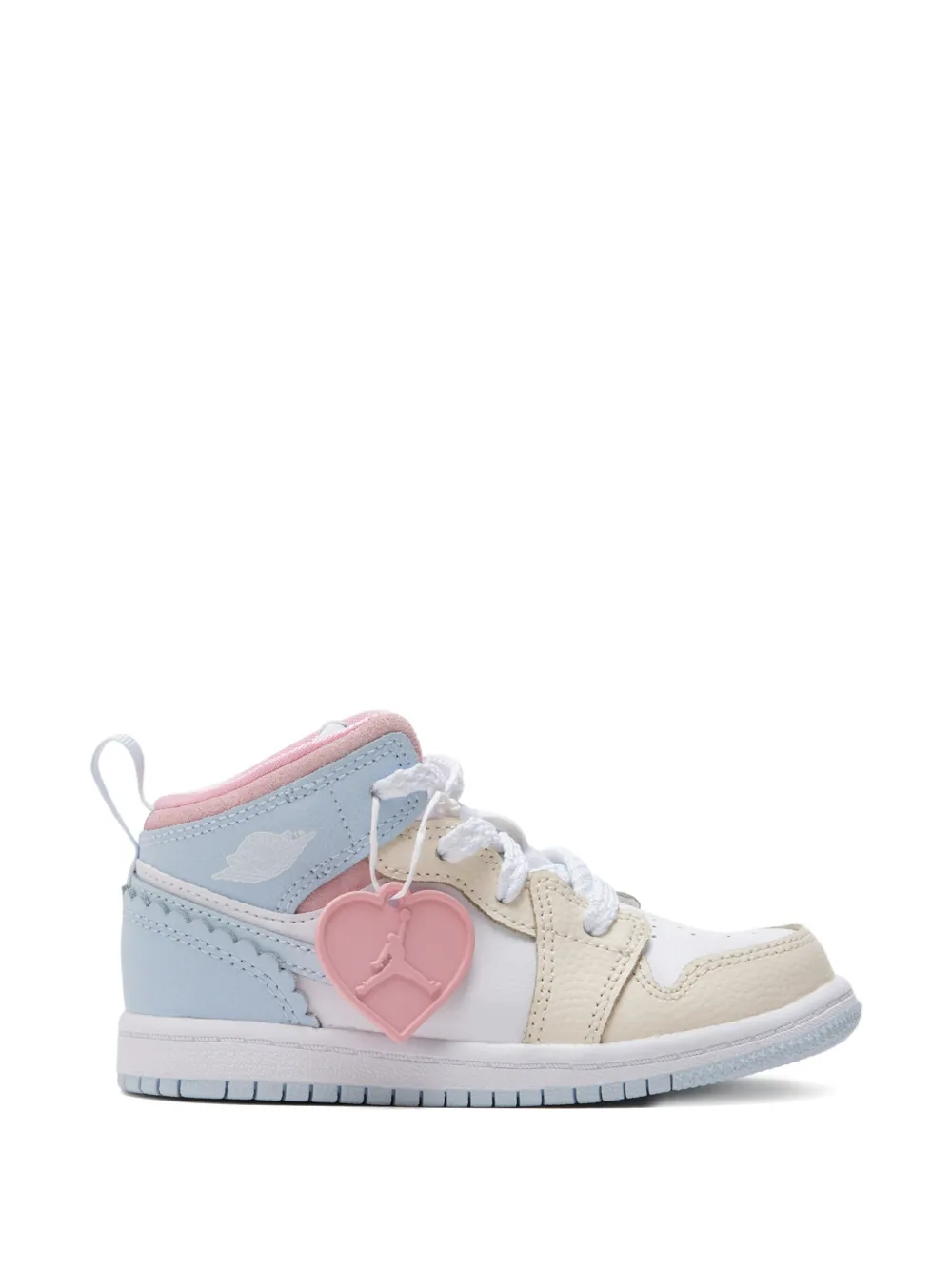 Nike Jordan 1 Mid SE sneakers met hart-label Wit