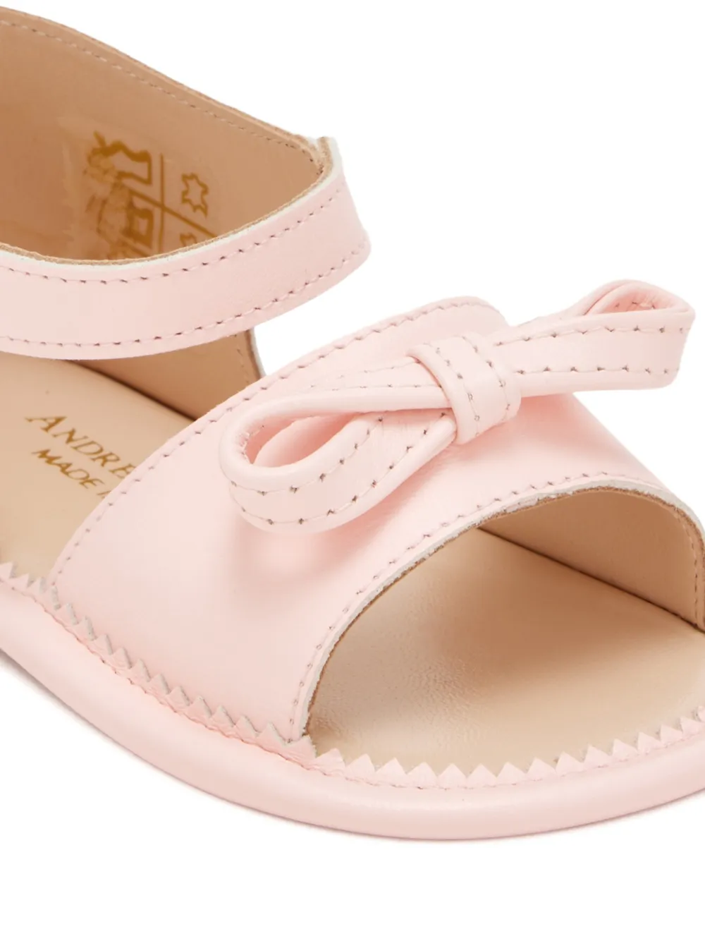 Andrea Wazen Sandalen met strik en bandje Roze
