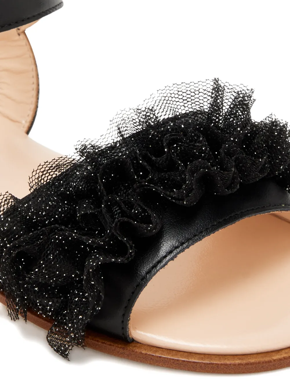 Andrea Wazen ruffled-upper sandals Zwart