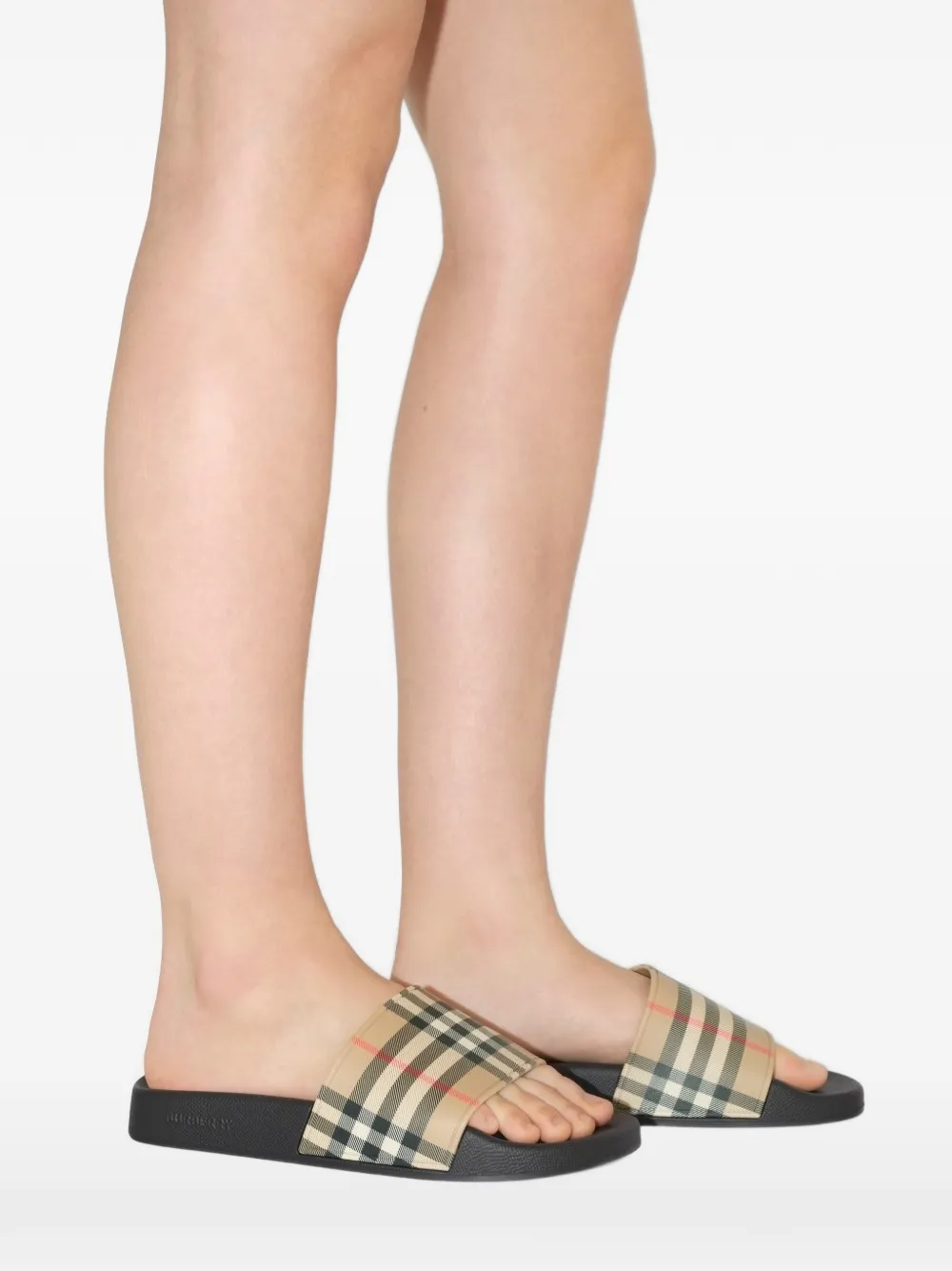 Burberry check slides Beige