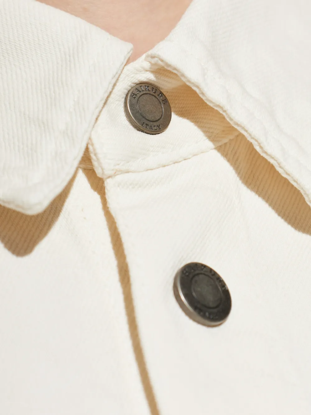 Haikure Arno shirt met opgestikte zak Beige
