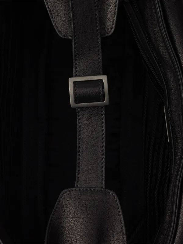 Prada レザー メッセンジャーバッグ | ブラック | FARFETCH JP