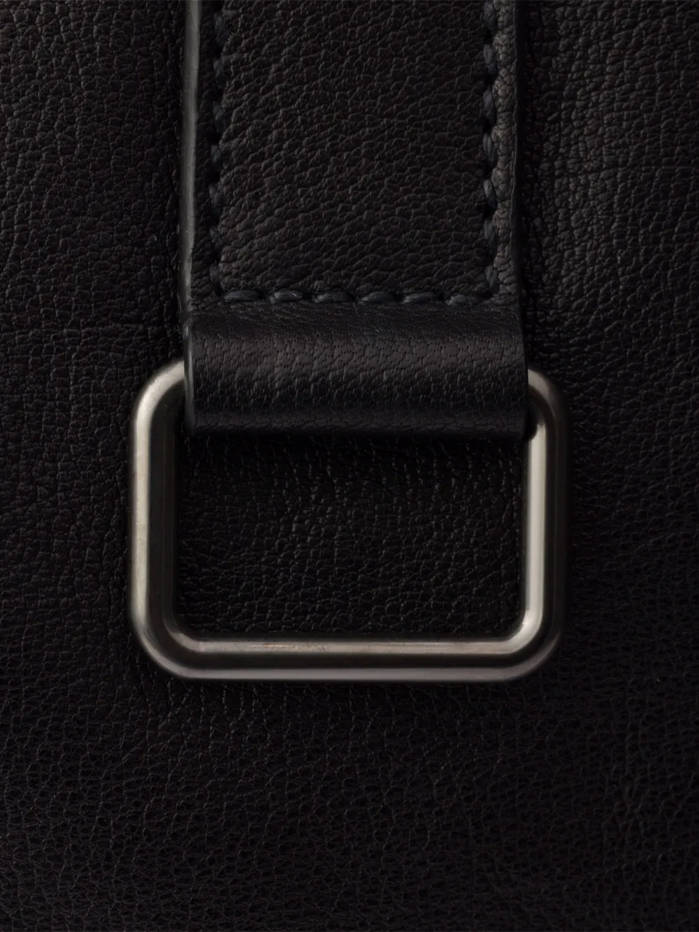 Prada レザー メッセンジャーバッグ | ブラック | FARFETCH JP