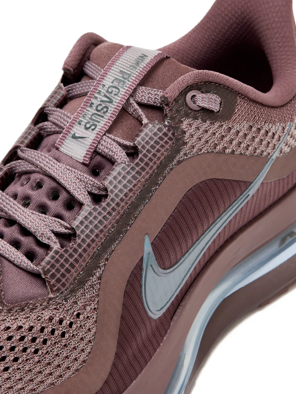 Nike Pegasus Premium logo-detail sneakers Bruin