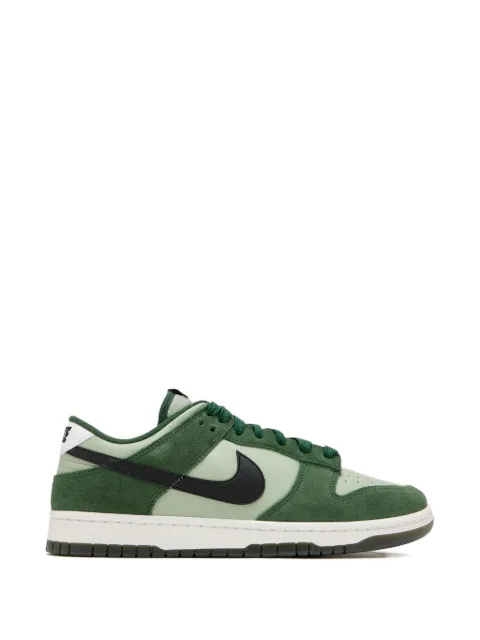 Nike Dunk Low Retro SE sneakers