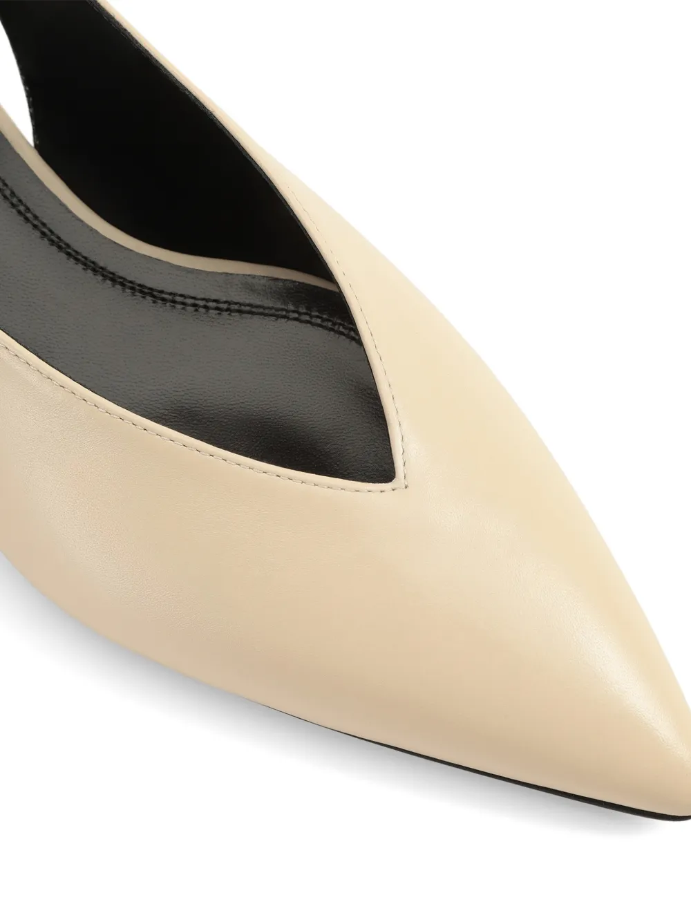 Sergio Rossi Pumps met puntige neus Beige