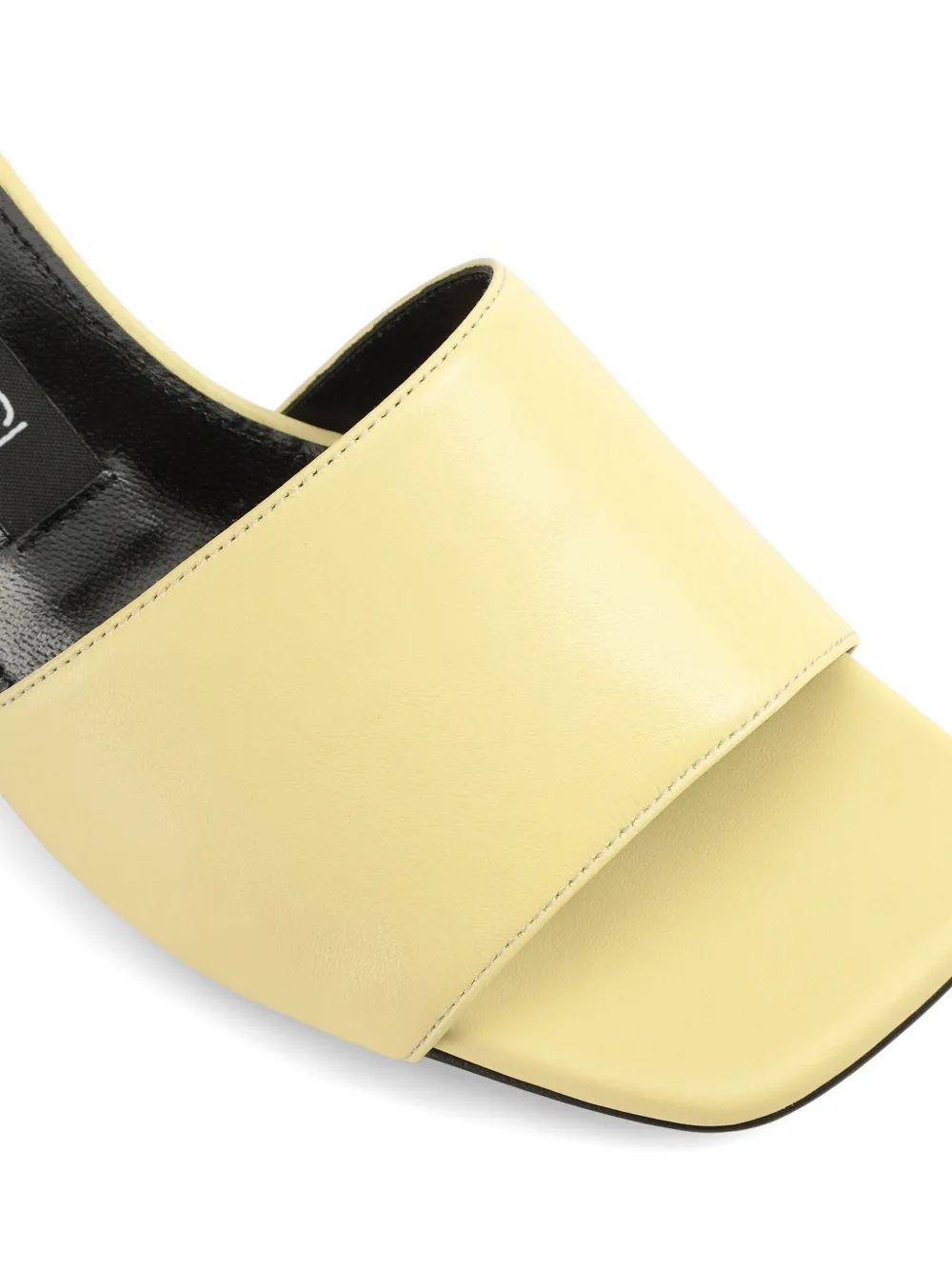 Sergio Rossi Leren sandalen Geel