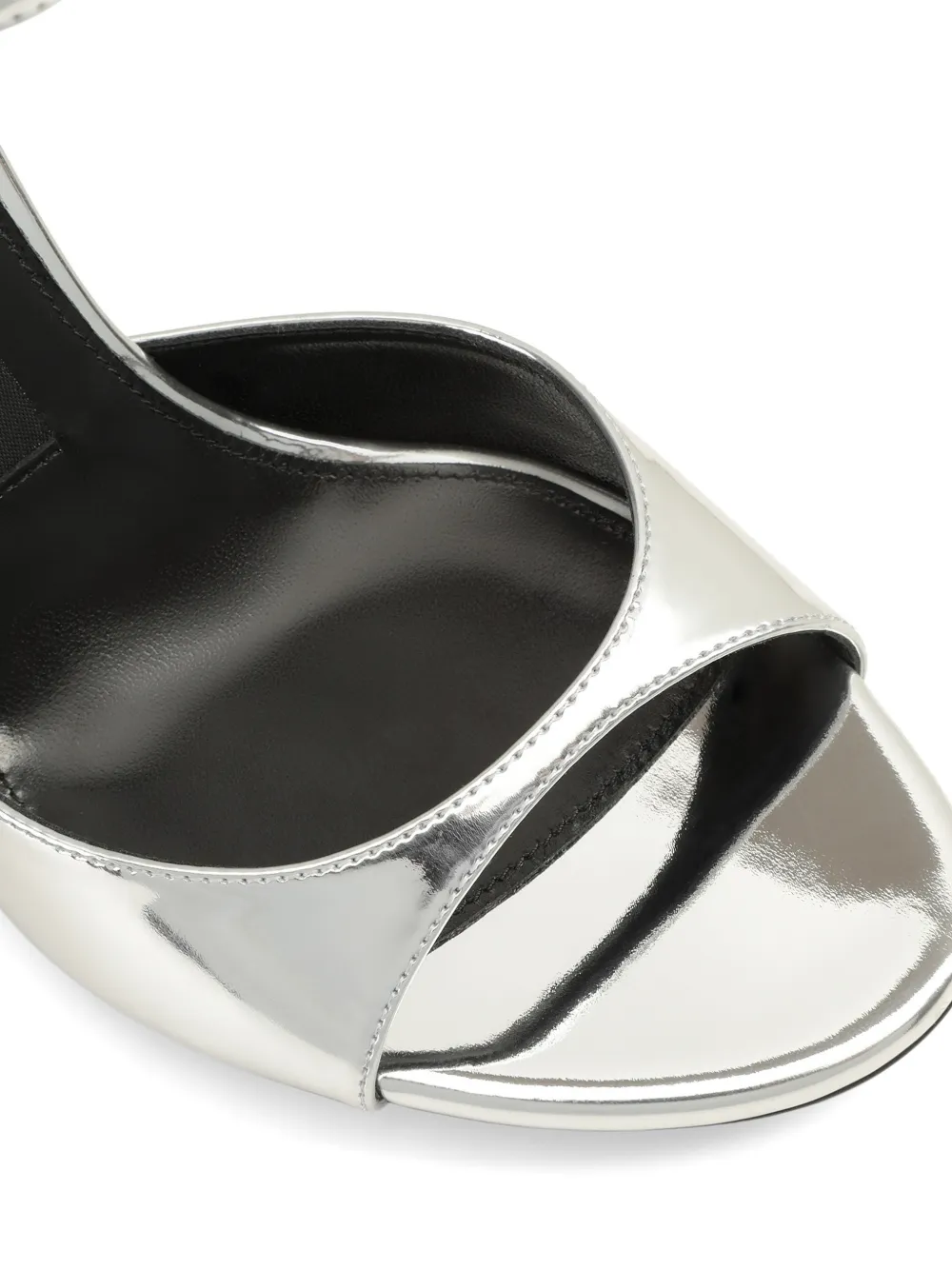 Sergio Rossi Godiva sandalen Zilver