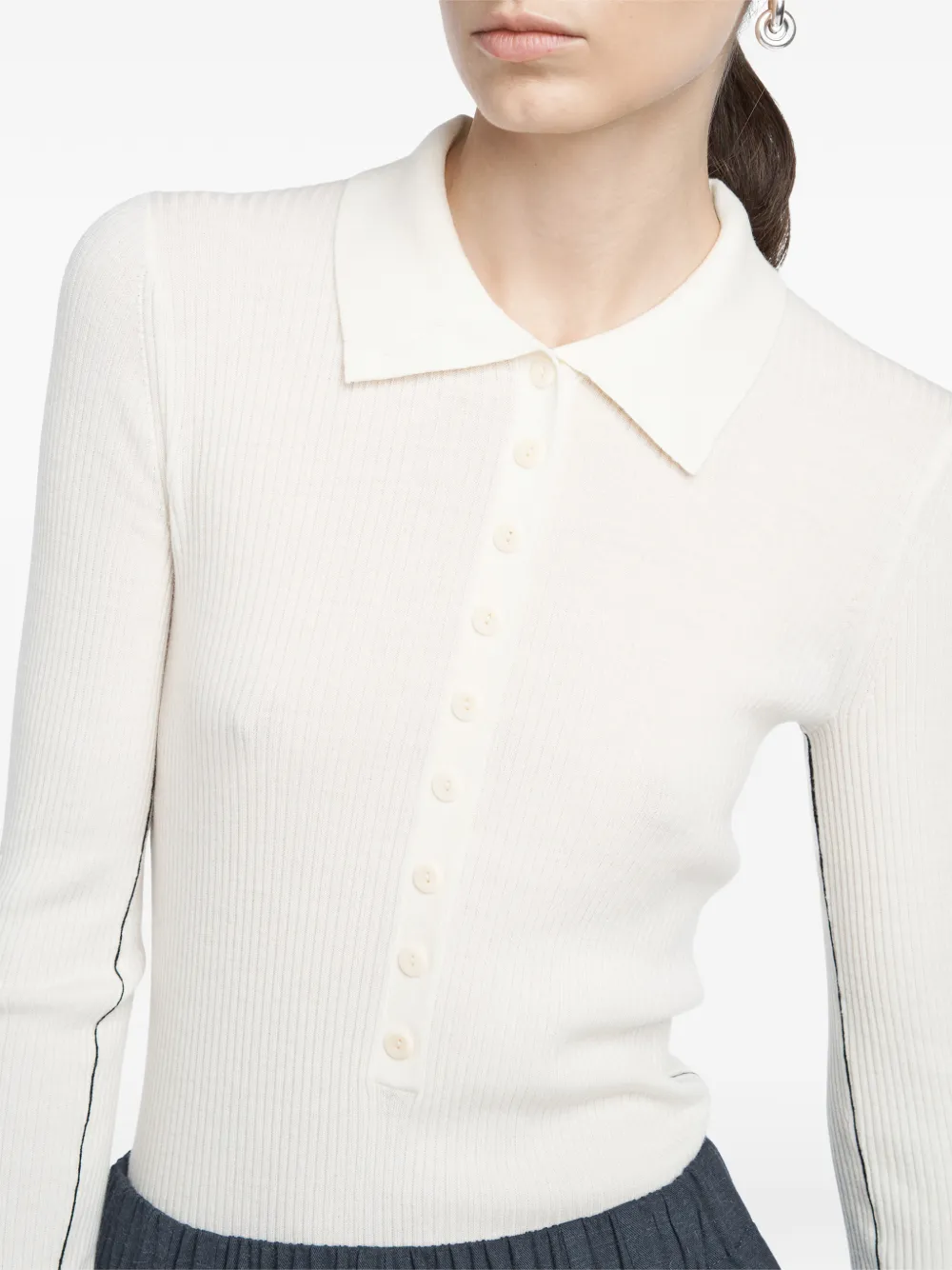 Maria McManus Top met lange mouwen en knoop Beige