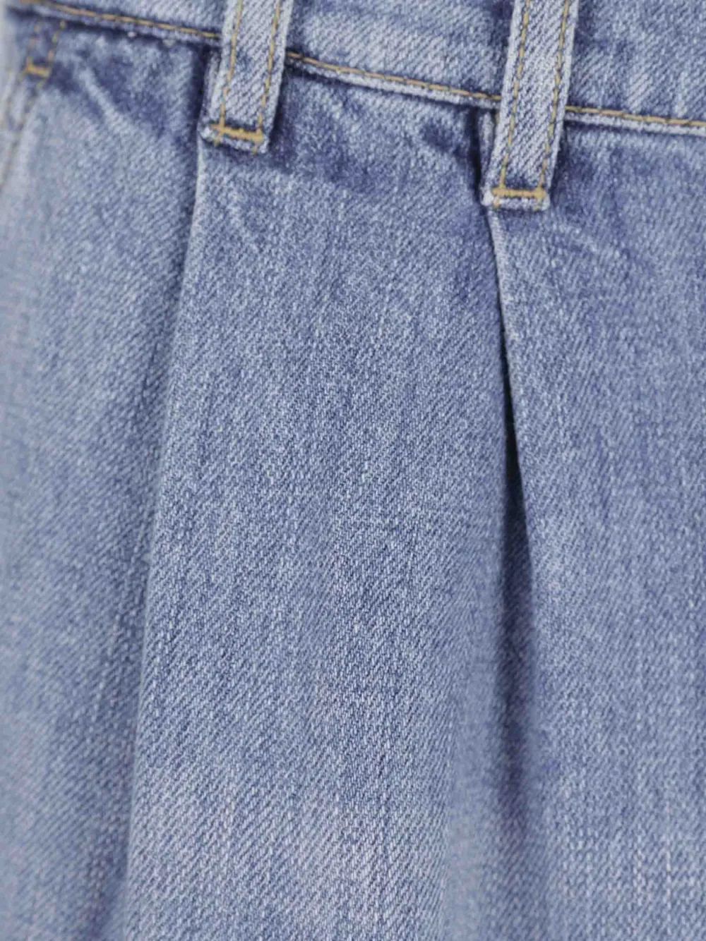 Pleated Jeans