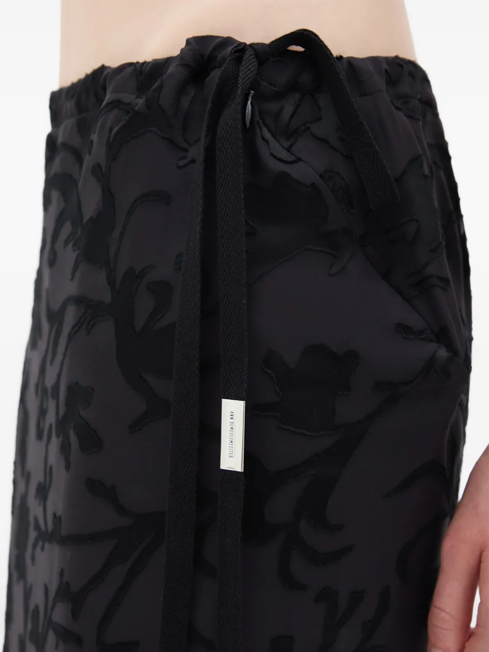 ANN DEMEULEMEESTER スカート Ann Demeulemeester フローラル マキシスカート | ブラック | FARFETCH JP