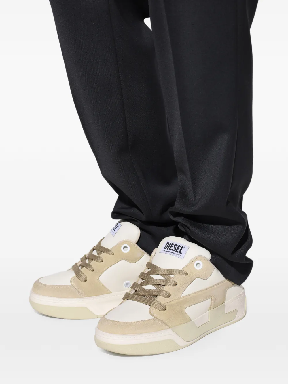 panelled low sneakers