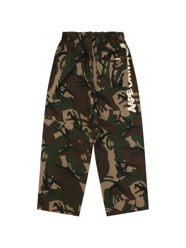 AAPE BY *A BATHING APE® カモフラージュ パンツ | グリーン | FARFETCH JP