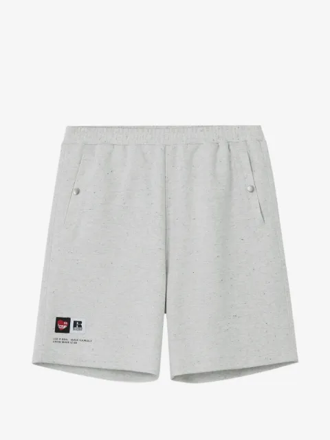 izzue logo patch shorts