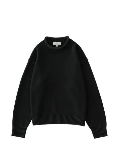 Studio Nicholson pull Hirst