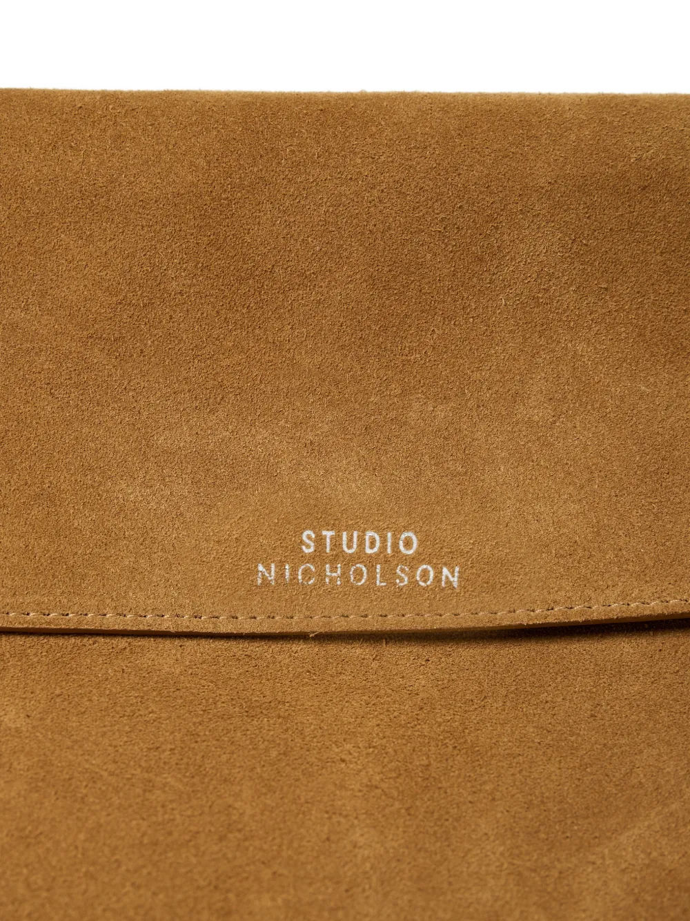 Studio Nicholson Shiboru trapeziumvormige suède tas Bruin