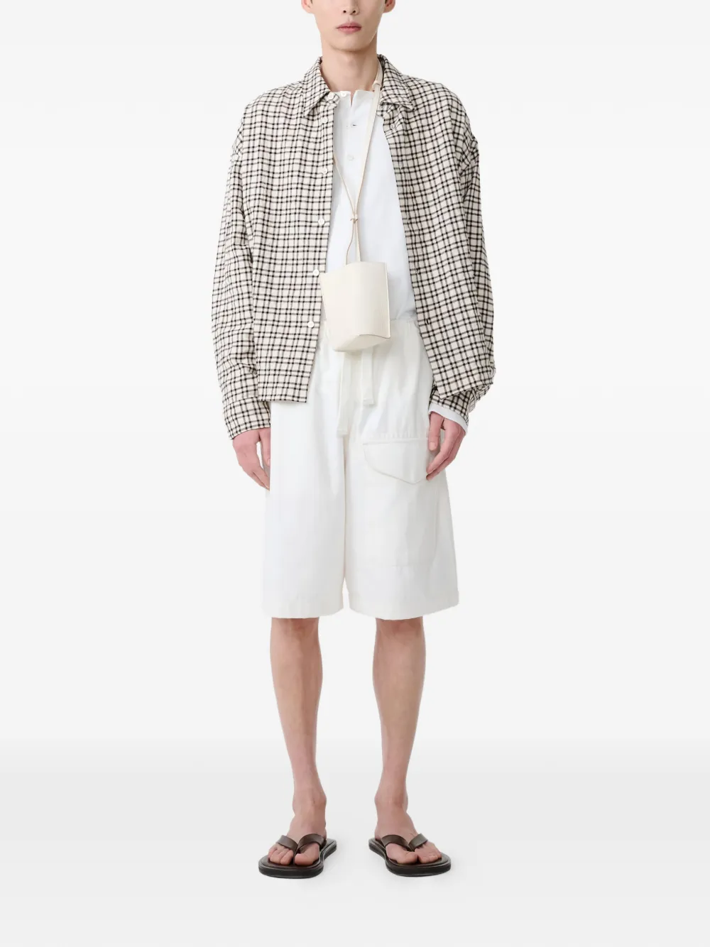 Studio Nicholson 이카리아 플랩 포켓 드로스트링 쇼츠 | 카고 쇼츠