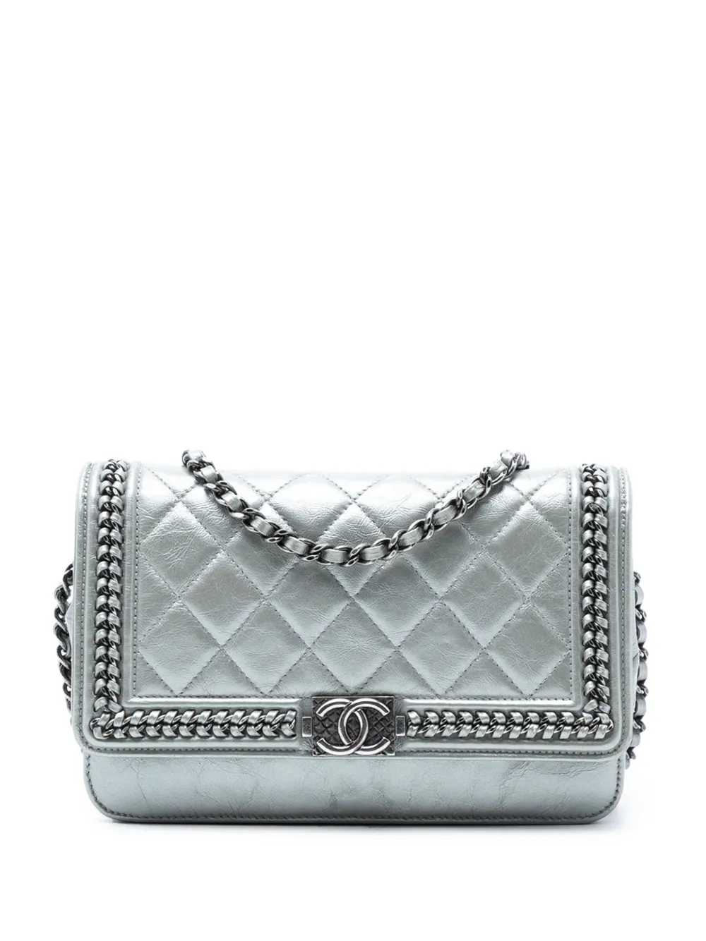 CHANEL Pre-Owned Borsa a tracolla Boy trapuntata in pelle di vitello metallizzata con effetto stropicciato e catena 2016-2017 - Argento