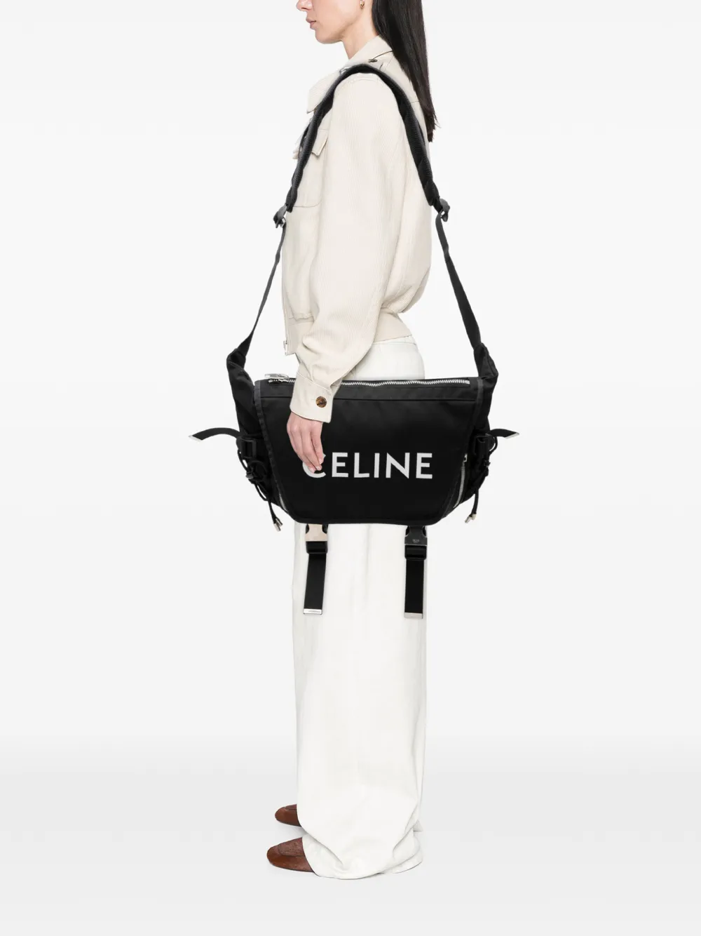 CELINE メッセンジャーバッグ ナイロン 19869 2EOW 38NN 33903157_64675269_1000.jpg