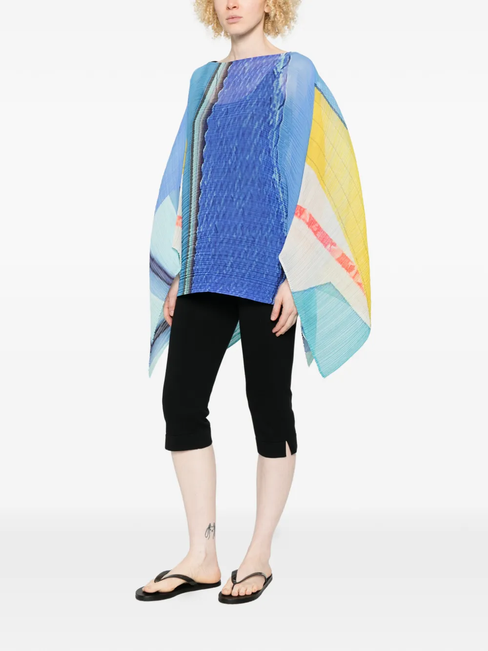 Pleats Please Issey Miyake City Collage Madame-T poncho met plooien Blauw