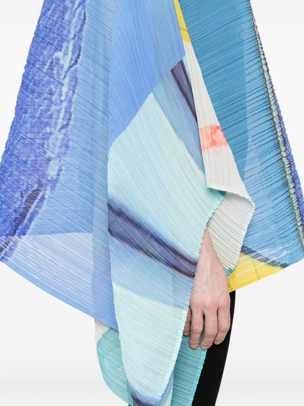 Pleats Please Issey Miyake City Collage Madame-T poncho met plooien Blauw