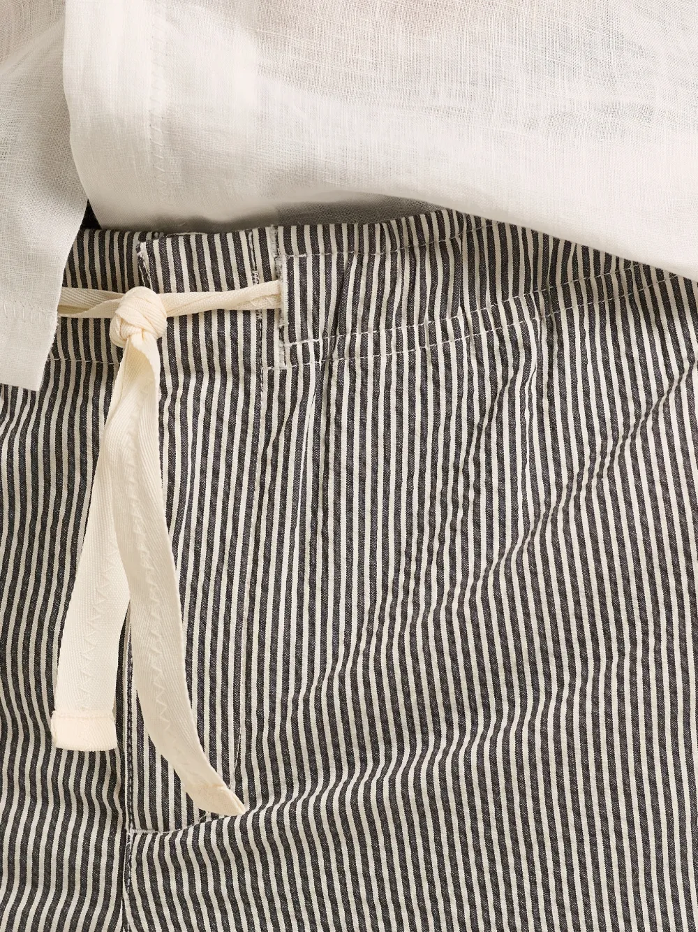 Orlebar Brown Alex gestreepte seersucker shorts Grijs