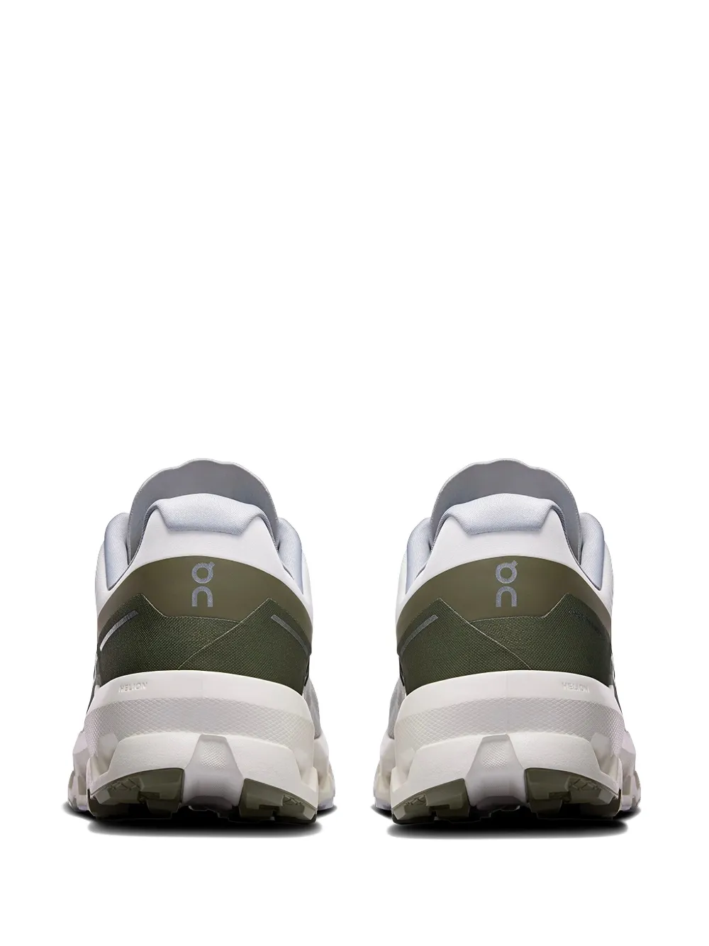 Cloudvista 2 logo performance sneakers