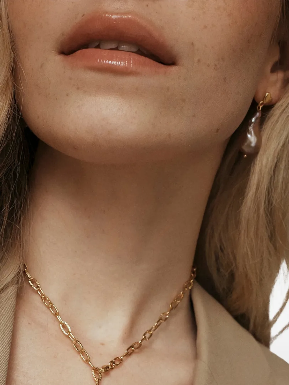  Labelled Jewellery Heart-baroque Earrings - Gold 