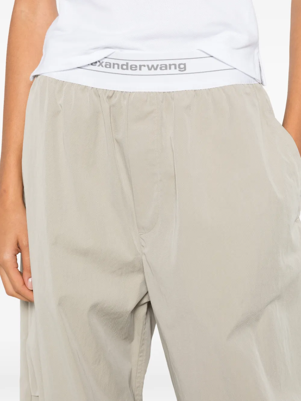 Alexander Wang Broek met elastische plooi op de knie Groen