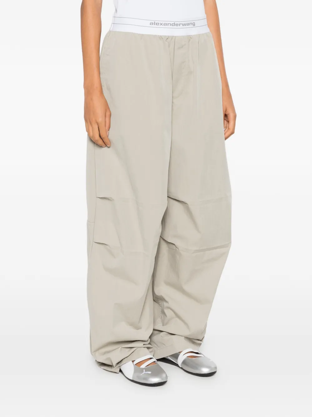 Alexander Wang Broek met elastische plooi op de knie Groen
