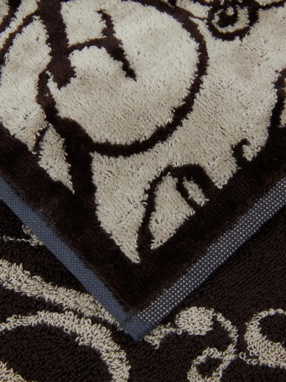  Philipp Plein Signature Bath Towel - Neutrals 