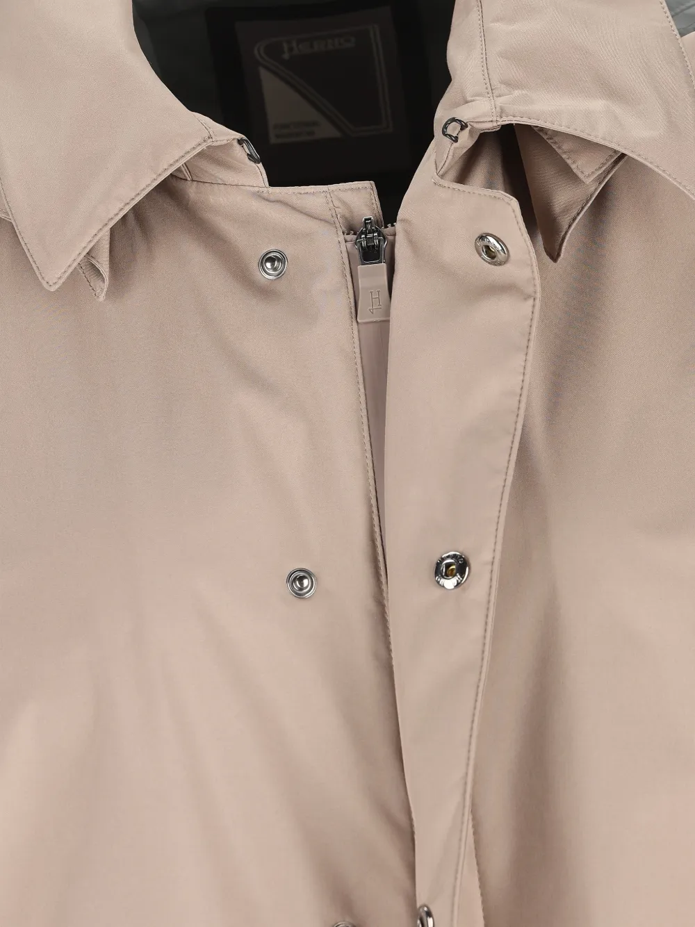 Herno Windstopper regenjas met capuchon Beige