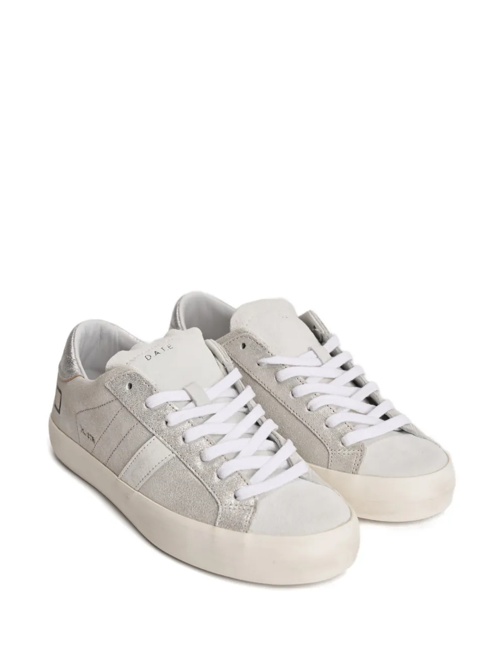 D.A.T.E. Hill Low Stardust sneakers met metallic afwerking Zilver