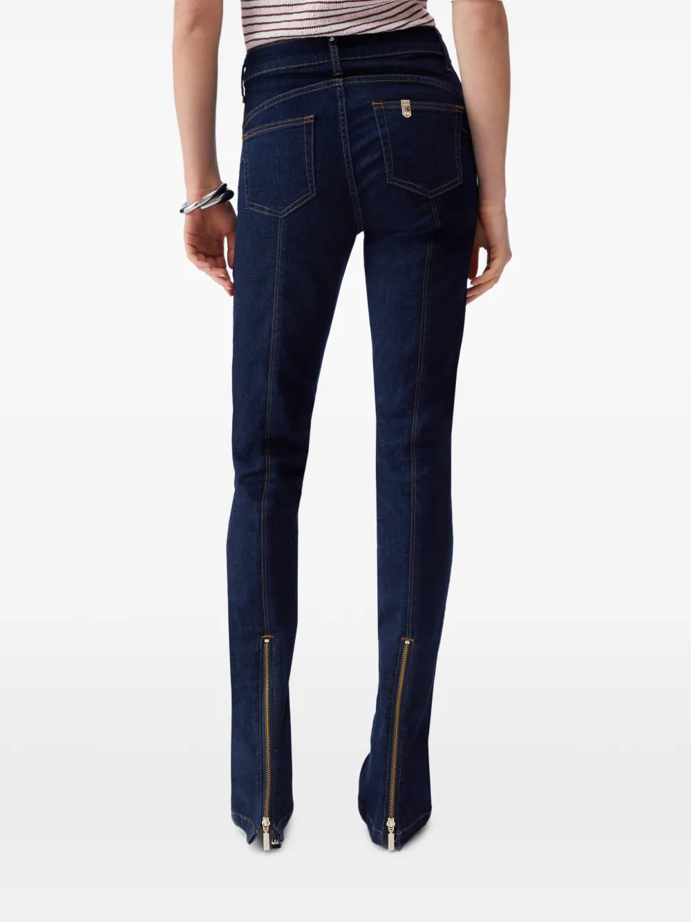 High-Rise Zipped Jeans