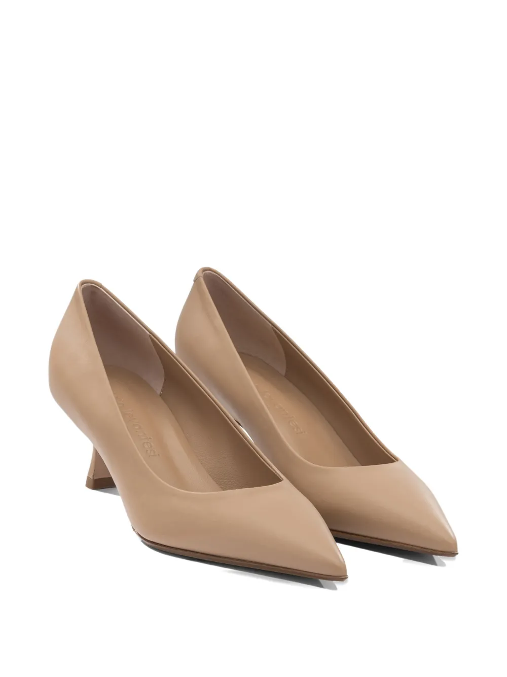 Sergio Levantesi Pumps met puntige neus Beige