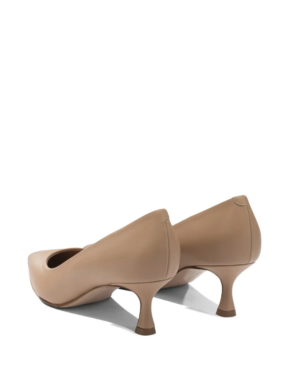 Sergio Levantesi Pumps met puntige neus Beige