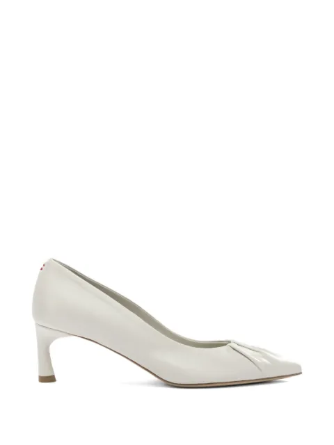 Halmanera pointed gathered pumps