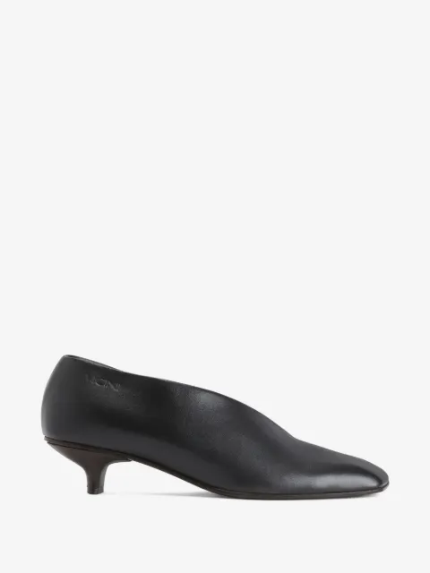 Vicini asymmetrical-cutout square pumps